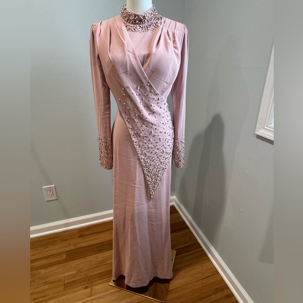 Elegant Pink Embellished Long Sleeve Dress